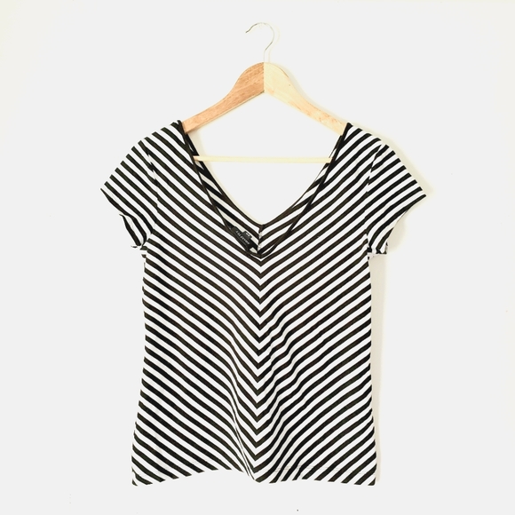 Black and White Stripe Deep V-Neck V-Back Top - Picture 2 of 4